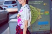 娱乐圈吃瓜明星杨幂图片,娱乐圈的瓜中女王，美图揭秘她的魅力人生